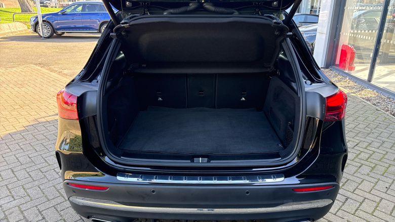 Mercedes-Benz GLA 220d 4Matic AMG Line Executive 5dr Auto Diesel Hatchback